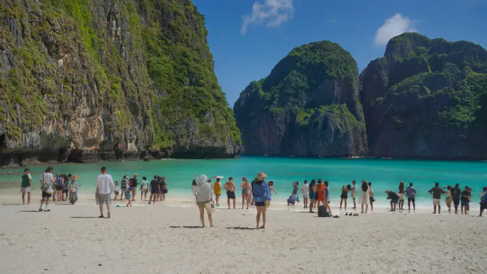 Phuket Shores & Krabi Cliffs